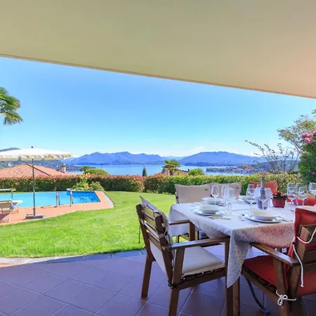 Villa Diamante Con Vista Maggiore E Piscina *